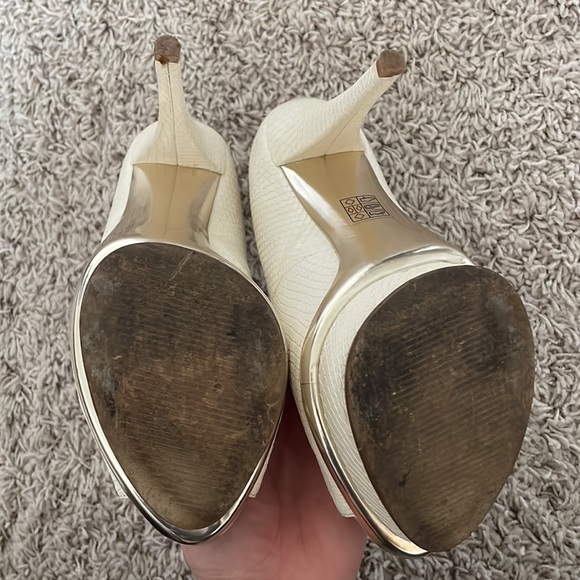 ENZO ANGIOLINI Off White Platform Peep Toe Pumps - Picture 3 of 7